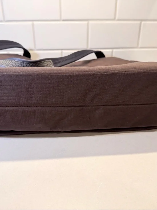 EUC Bellroy Tokyo Wonder Tote 12L - Picture 11 of 11